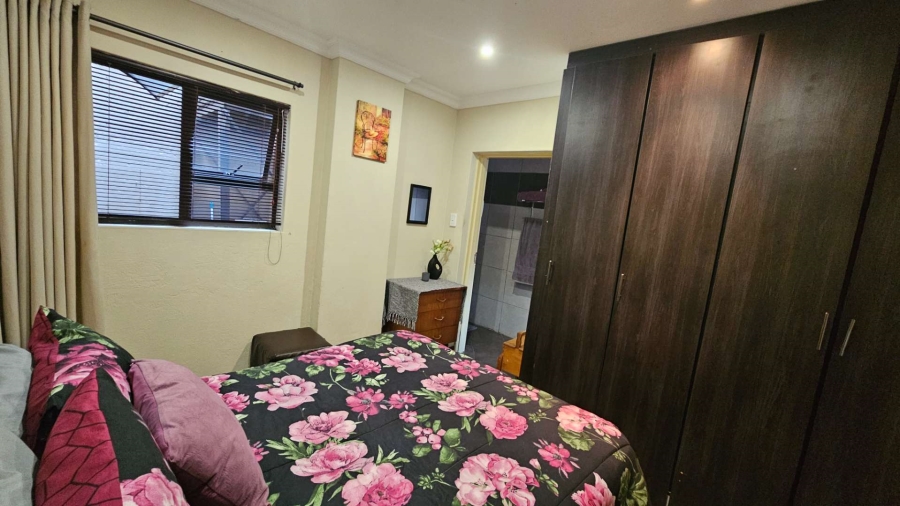 2 Bedroom Property for Sale in Kosmos North West